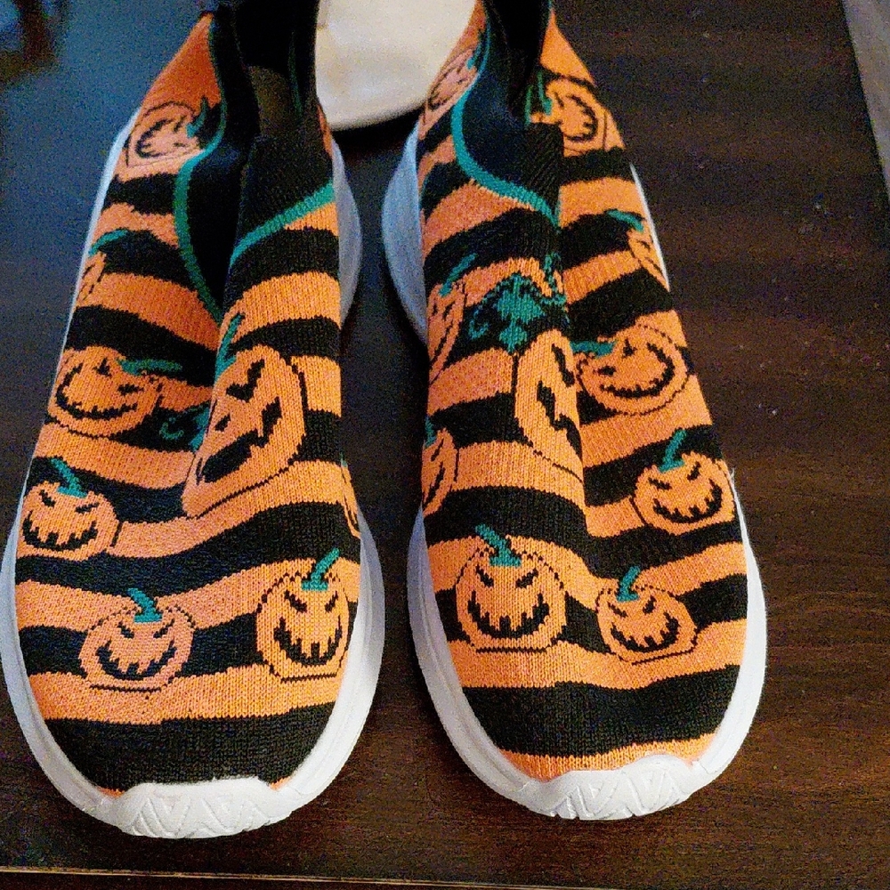Women’s Orange & Black Pumpkin Slip-On Sneakers